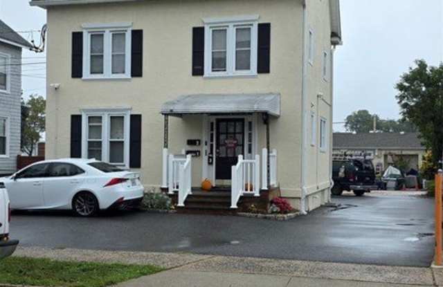 20 Hamilton Avenue Gallery 1