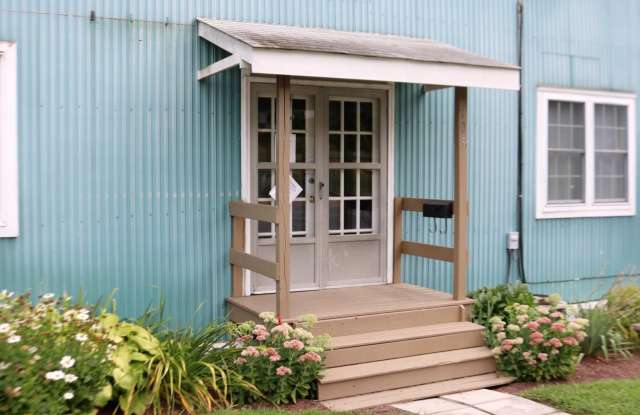 301 W COMMERCE Street unit: 301 photos photos