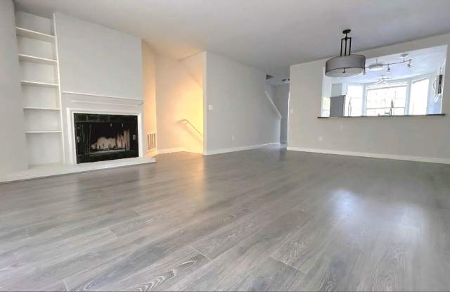 Kirkland 2 Bedroom 2.5 Bath Springbrook Community Townhomes Gallery 4