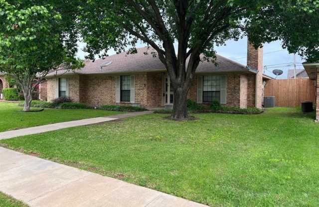 603 Stoneybrook Drive Gallery 2