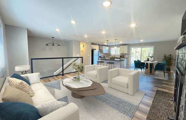 $3,100 - 3 Bed / 2 Bath Stunning and Modern Home in South Hill Gallery 1