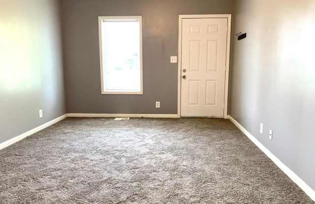 1802 Harbor Gallery 2