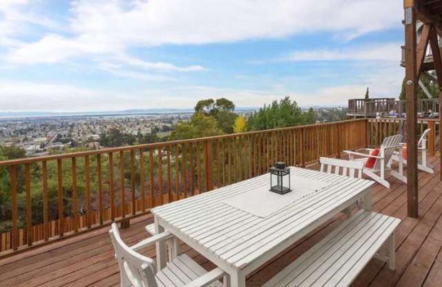 6817 Simson St Unit B - 6817 Simson Street, Oakland, CA 94605