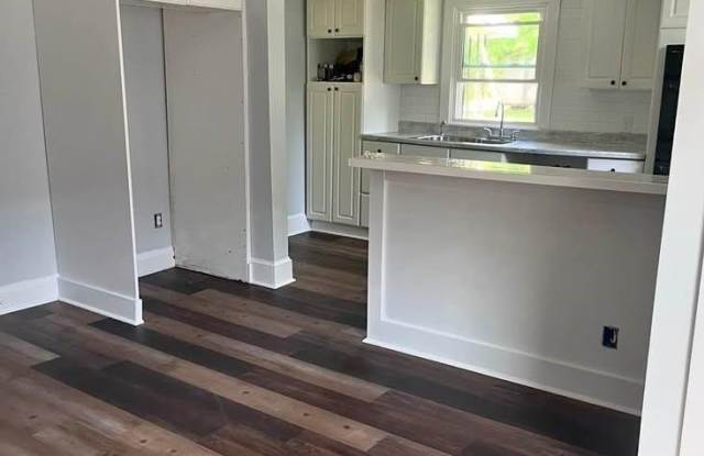 136 Elm Street photos photos