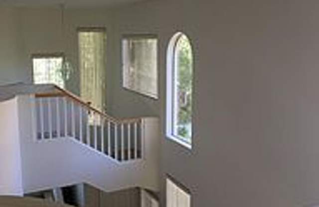 Beautiful 3 bd/2.5 bath Newbury Park Home Gallery 3