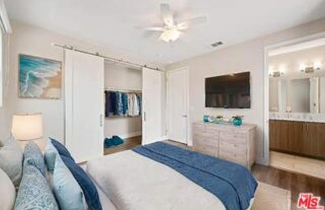 4429 Paxton Place Gallery 3