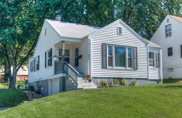 6352 Poppleton Ave. Gallery 1