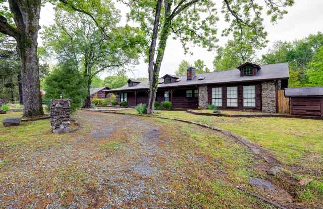 3 bed 3 bath single family house Gallery 4