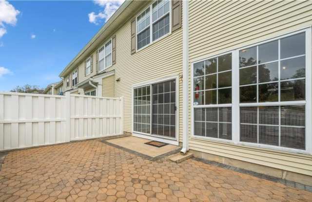 32 Cabot Way Gallery 4