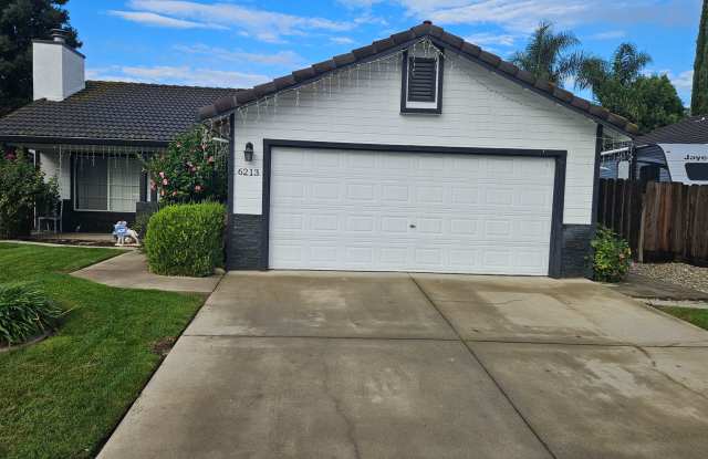 Three Bedroom Two Bath home, Available now for Rent. photos photos Three Bedroom Two Bath home, Available now for Rent. photos photos