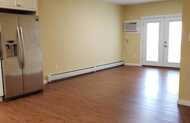 35 Tappan Street Gallery 2