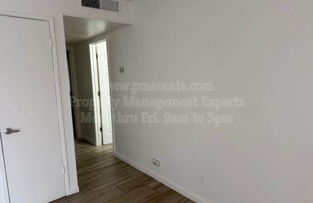3919 North Ryde Avenue Gallery 4