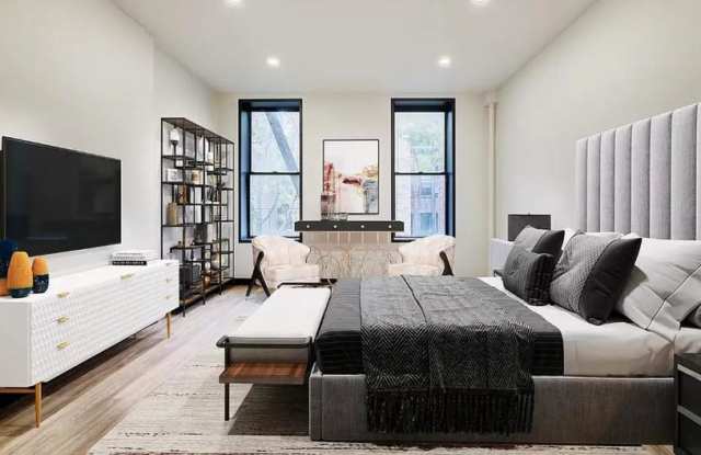 439 West 46th Street photos photos