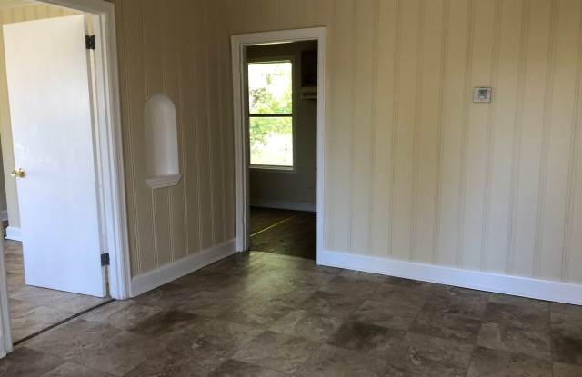 128 College Park Cir Duplex photos photos