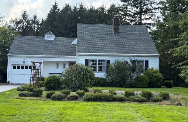 989 N Farms Road Gallery 2