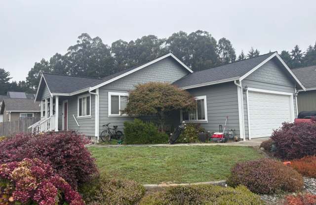 3 Bed 2 Bath Home Gallery 3