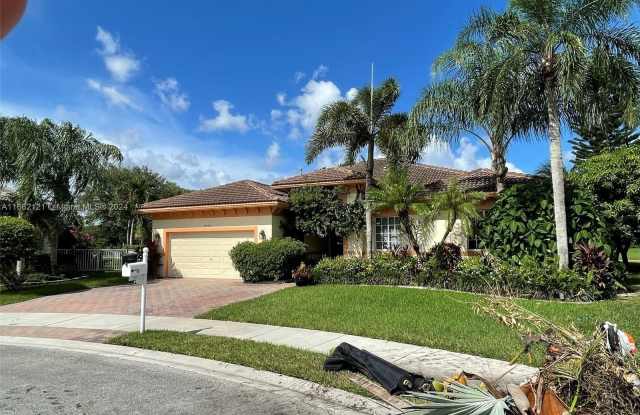 19321 SW 69th St - 19321 Southwest 69th Street, Pembroke Pines, FL 33332