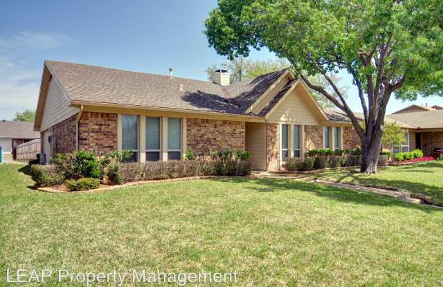 2027 Lyon Ct. Gallery 2