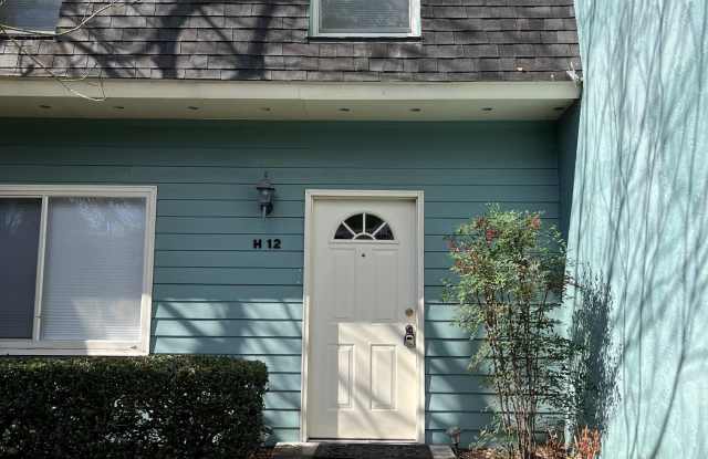 501 SW 75th St H12 photos photos