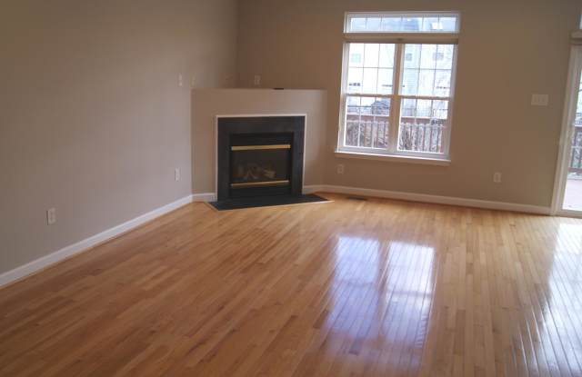 8589 LIGHT MOON WAY Gallery 3