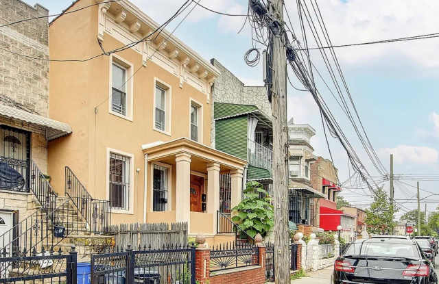 576 Essex Street photos photos