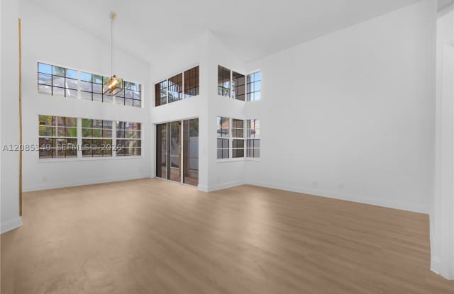 1525 Seabay Rd Gallery 4