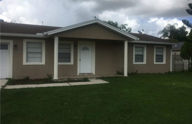 566 FLORAL DRIVE - 566 Floral Drive, Buenaventura Lakes, FL 34743