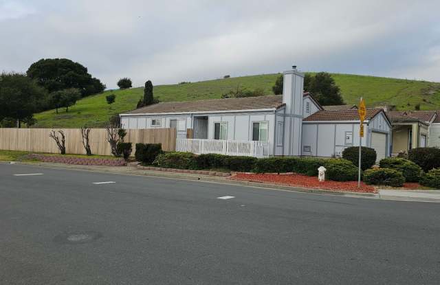 Beautifully remodeled 3 bedroom, 2 bath Home with bonus room - 4001 Mozart Drive, Richmond, CA 94803 Beautifully remodeled 3 bedroom, 2 bath Home with bonus room - 4001 Mozart Drive, Richmond, CA 94803