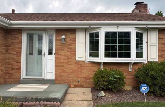 640 Longvue Dr Gallery 4