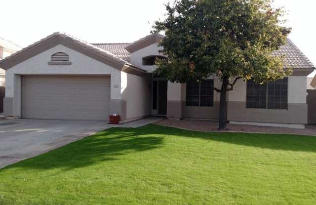 463 W SILVER CREEK Court - 463 West Silver Creek Court, Gilbert, AZ 85233