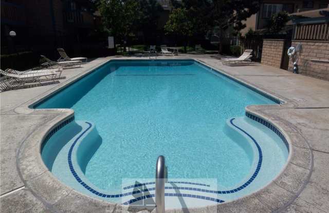 Stunning Townhome in Huntington Beach! photos photos Stunning Townhome in Huntington Beach! photos photos