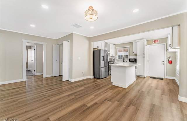 4218 Fulton Place photos photos