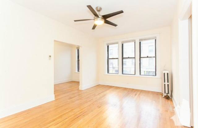 2709 North Sawyer photos photos