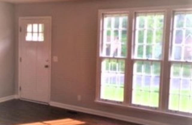675 Frankfort Dr, E Gallery 4