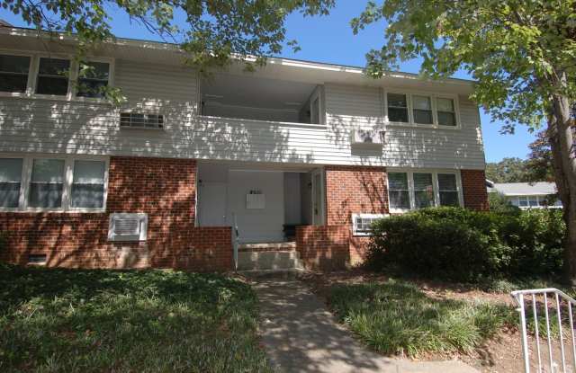 2100 Sutton Drive Gallery 2
