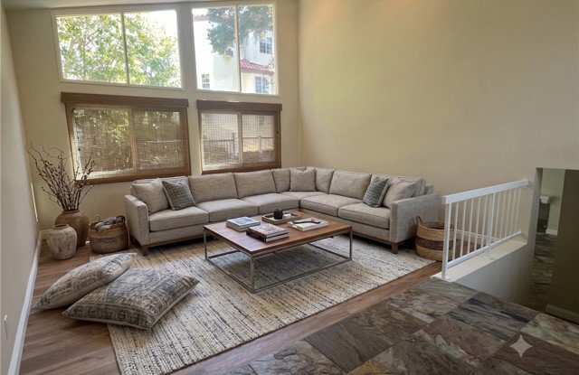 22840 Sparrowdell Gallery 3