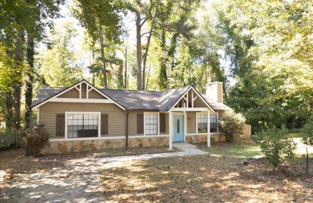 3bd/2ba Home in Cul-De-Sac in Quiet Neighborhood w/ Fully Fenced Backyard! - 2546 Wind Forest Court, Gwinnett County, GA 30071