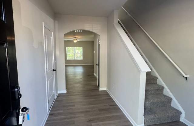 Move In Ready 4BR/2.5BA Home located in Stoneygreen Community Gallery 3
