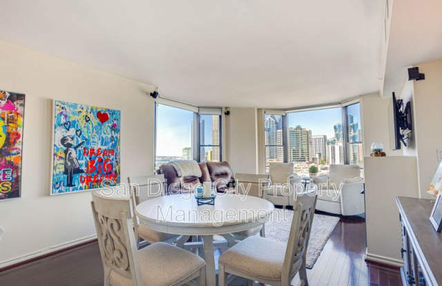 500 W Harbor Dr. photos photos