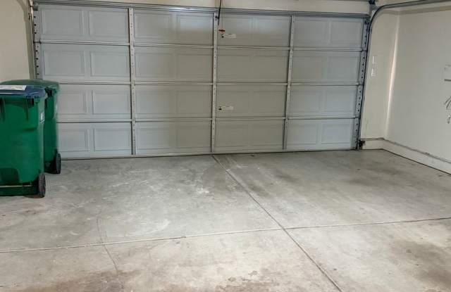 299 Gramercy Lane  - AVAILABLE NOW!! Gallery 4