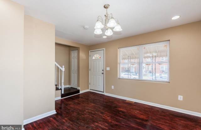 5363 CORDELIA AVENUE Gallery 3