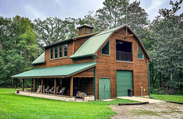 2600 Dover Road photos photos