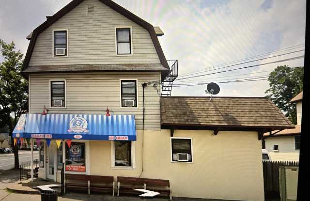 500 North Ave Gallery 2