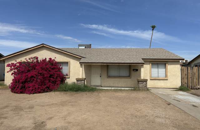 7132 W Devonshire Ave photos photos