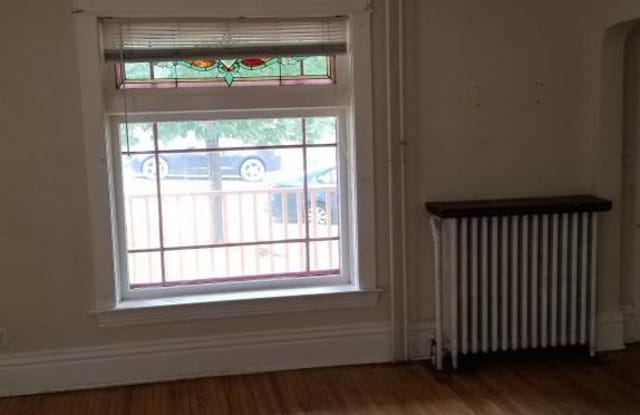 582 Hall Avenue Gallery 2