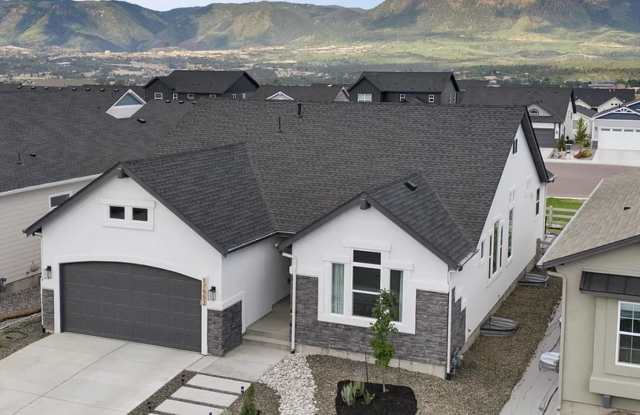 17552 Lucky Penny Lane Gallery 1