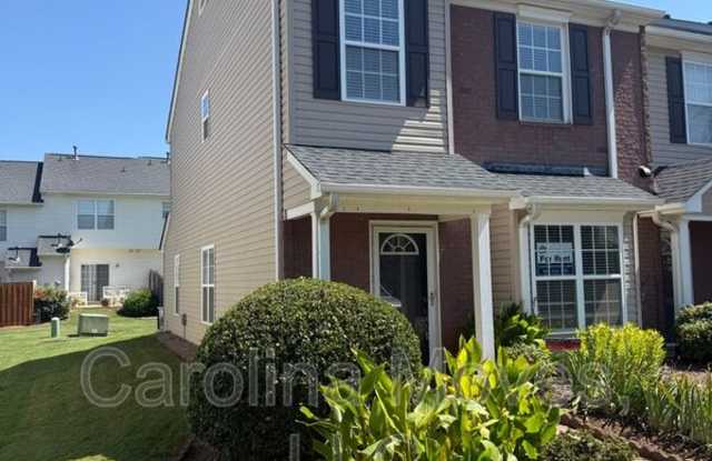 733 Rock Hill Court Gallery 2