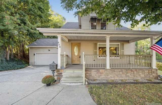 624 E Main Street photos photos