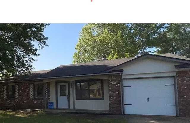 619 E Brook St - 619 East Brook Street, Collinsville, OK 74021