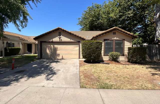 545 Navarre Pl photos photos